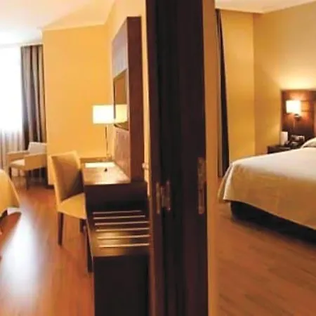 فندق De Aranda 4*
