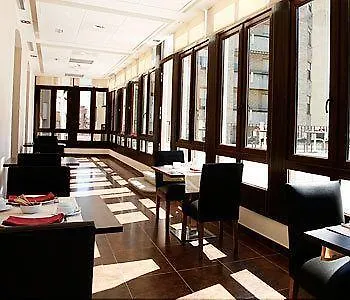 De Aranda Hotel