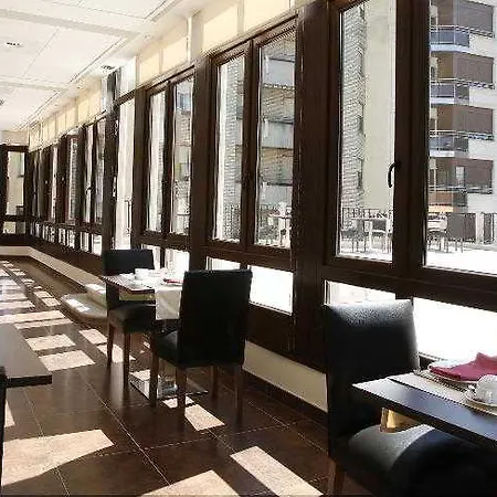 De Aranda Hotel 4*